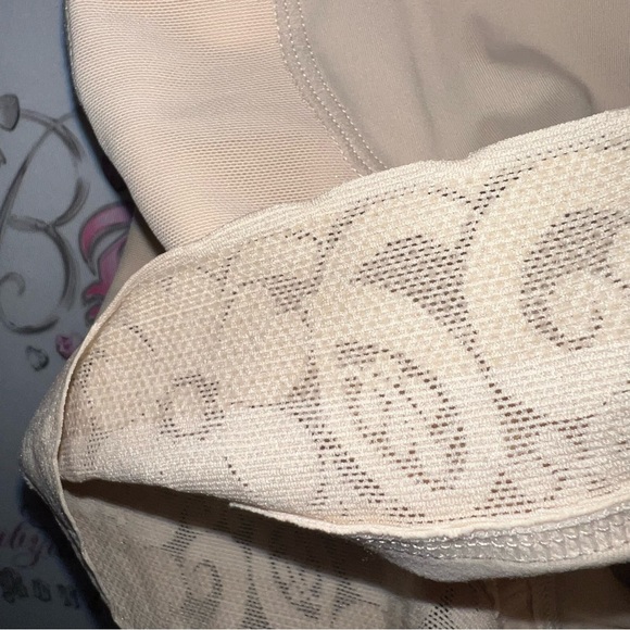 Shapewear faja double compression slimmer 🎀 butt lifter ✨ adjustable straps ✨ - Picture 4 of 10